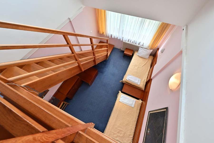 Hotel Norcev Grgeteg Экстерьер фото