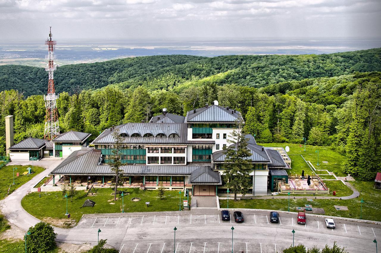 Hotel Norcev Grgeteg Экстерьер фото